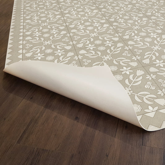 Vintage Vinyl Rug - Floral Quilt - The Woman in White