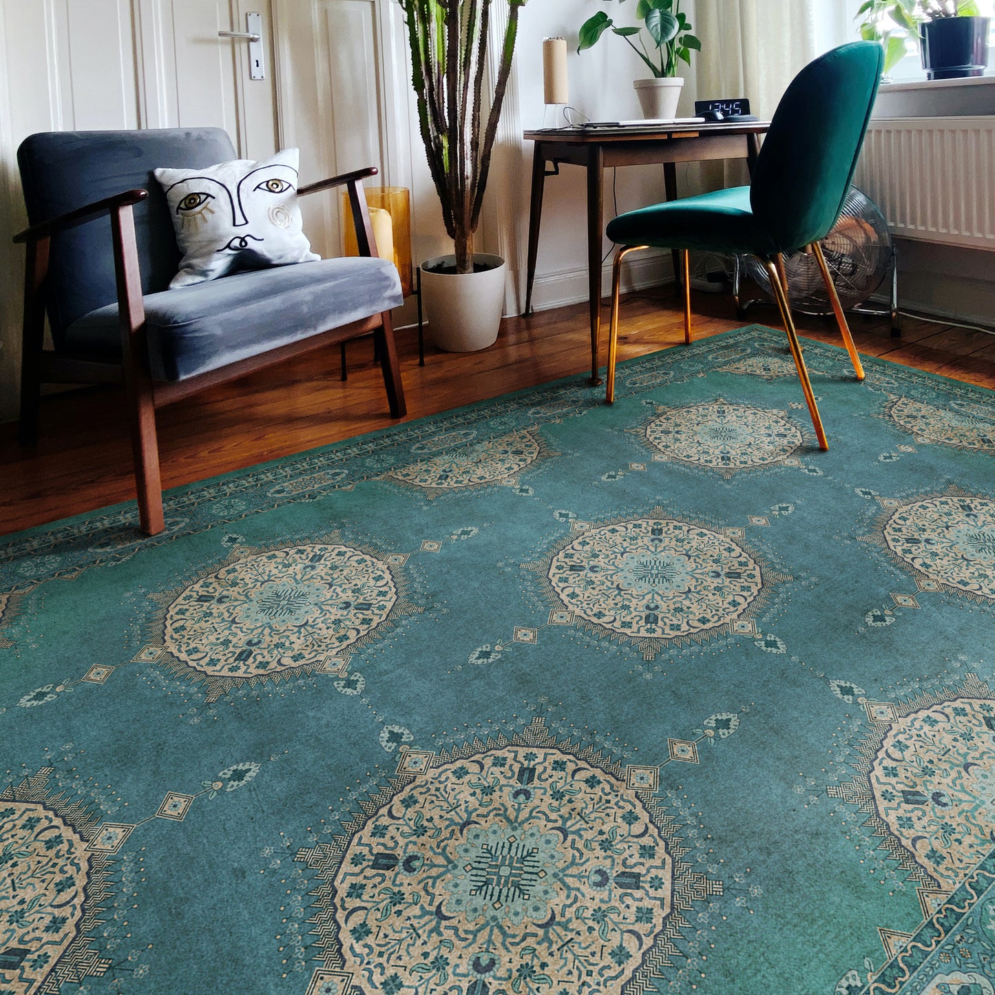 Vintage Vinyl Rug - Tabriz - Govad