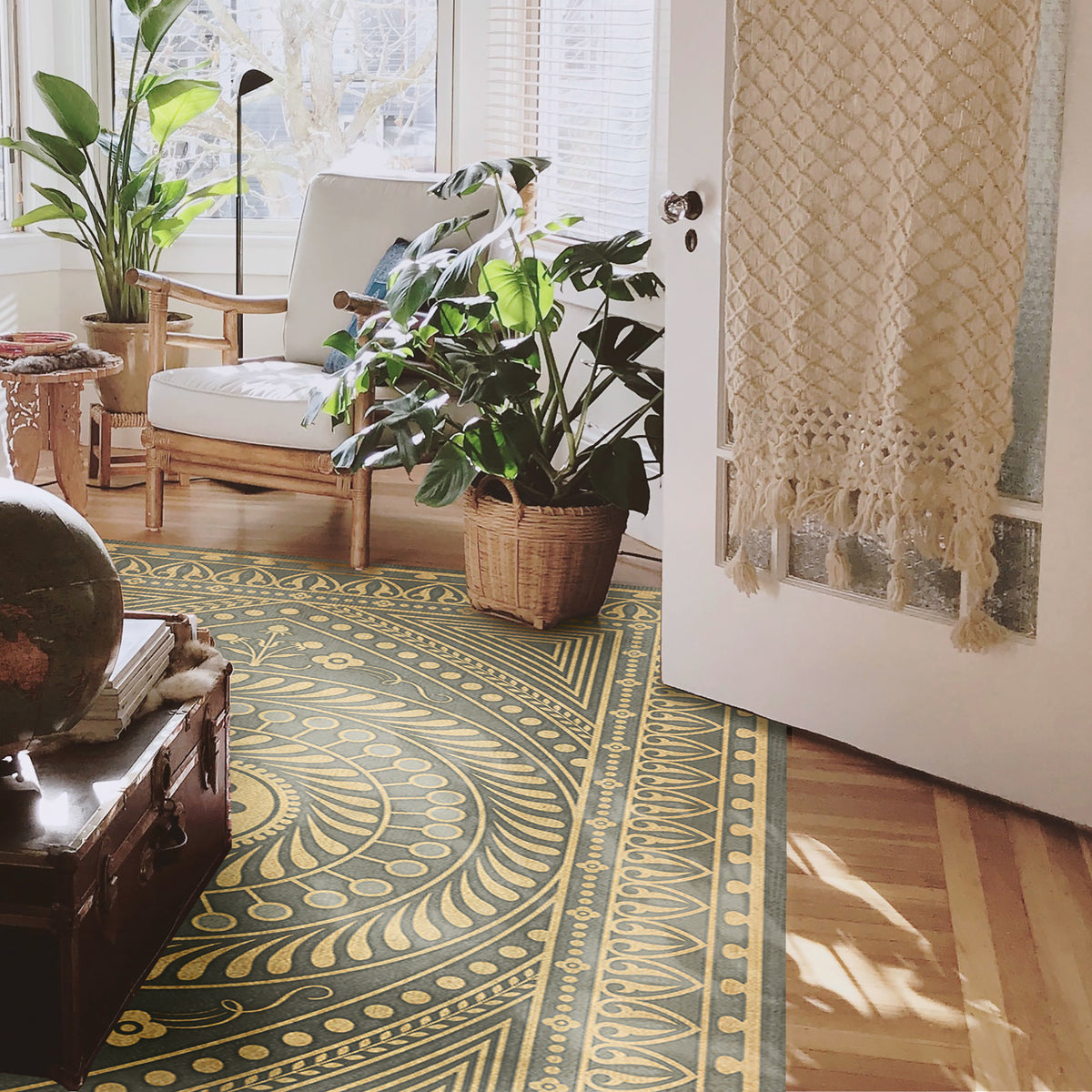 Vintage Vinyl Rug - Pattern 75 - Consult the Wise