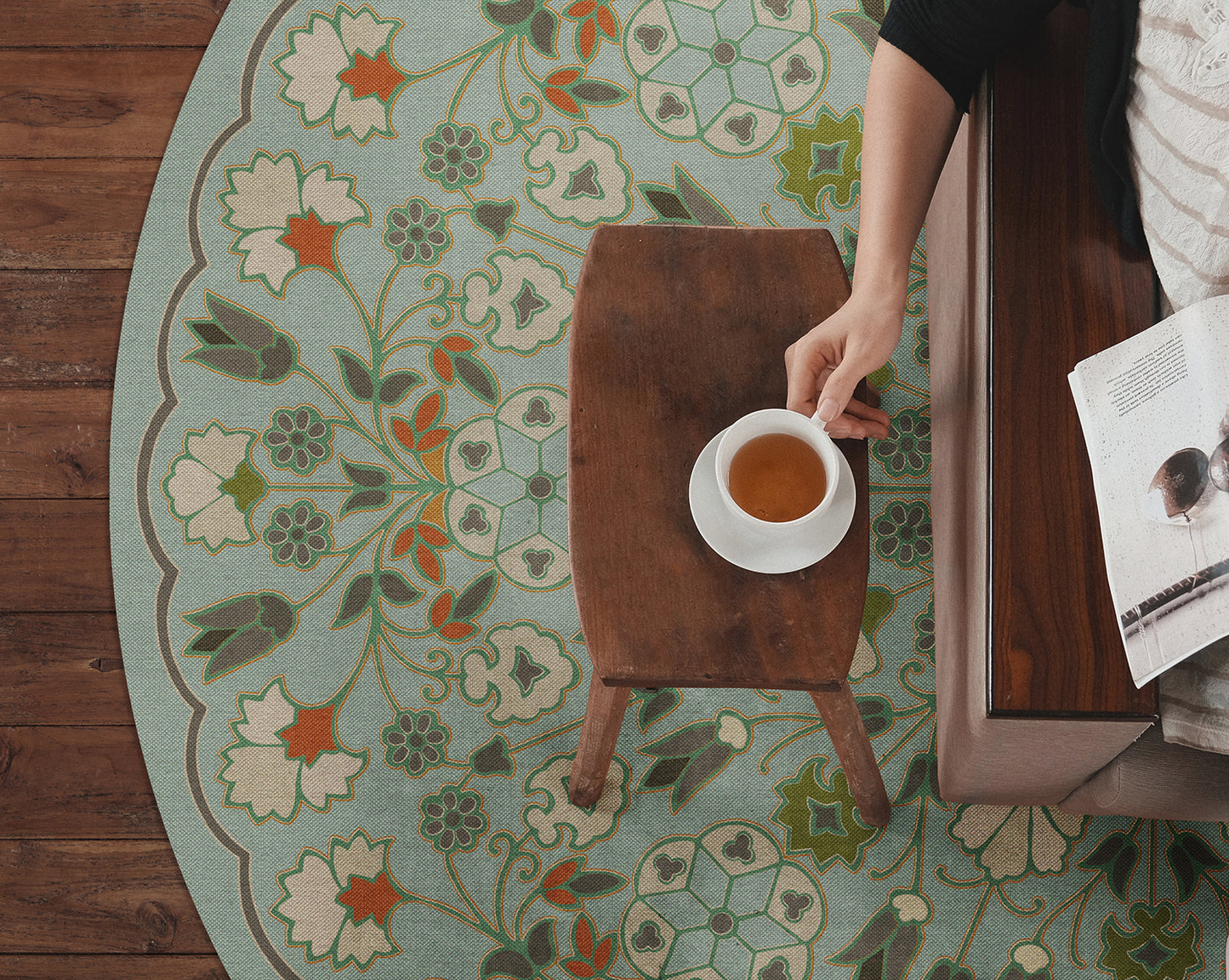 Vintage Vinyl Rug - Arabesque Bloom