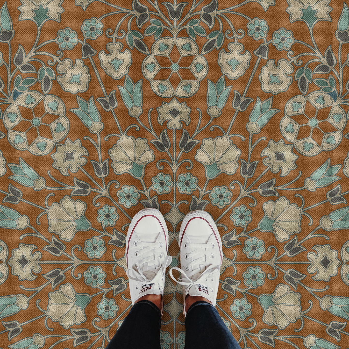 Vintage Vinyl Rug - Arabesque Bloom