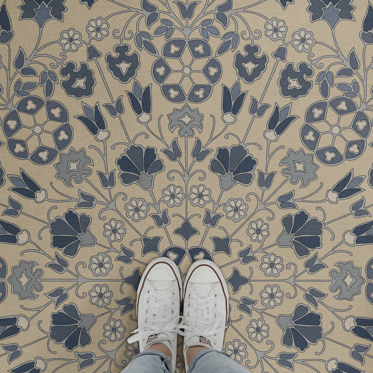 Vintage Vinyl Rug - Arabesque Bloom - Indigo Linen