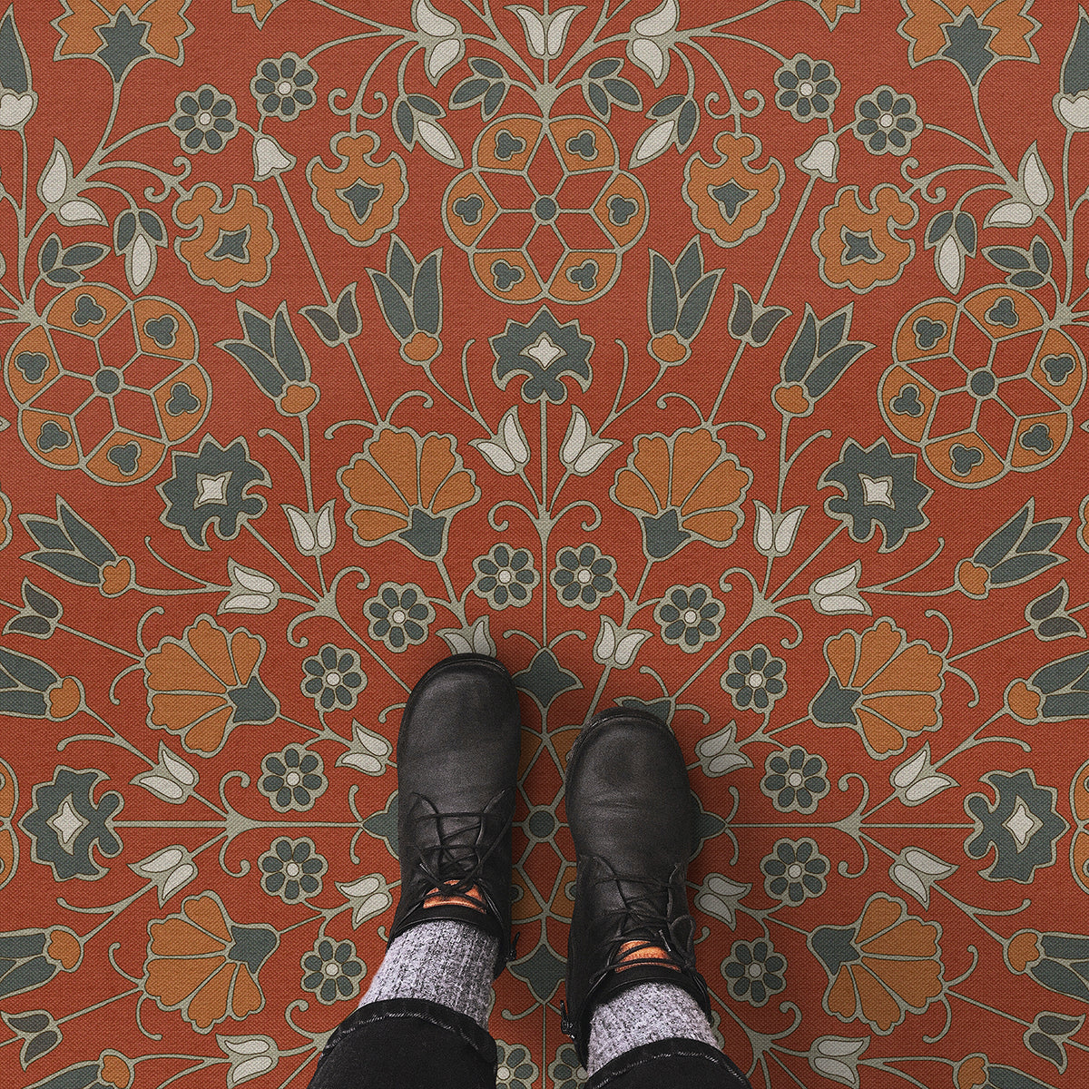 Vintage Vinyl Rug - Arabesque Bloom - Vermilion Slate