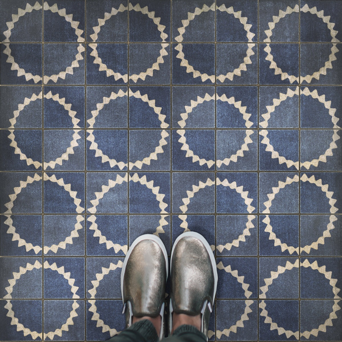Vintage Vinyl Rug - Pattern 46 - Empty Spaces Between the Stars