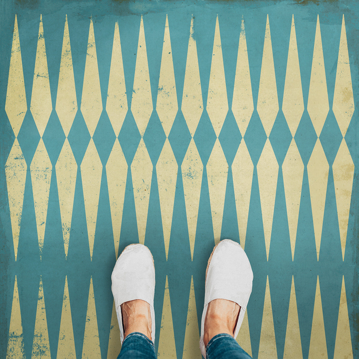 Vintage Vinyl Rug - Pattern 8 - Lady of the Lake