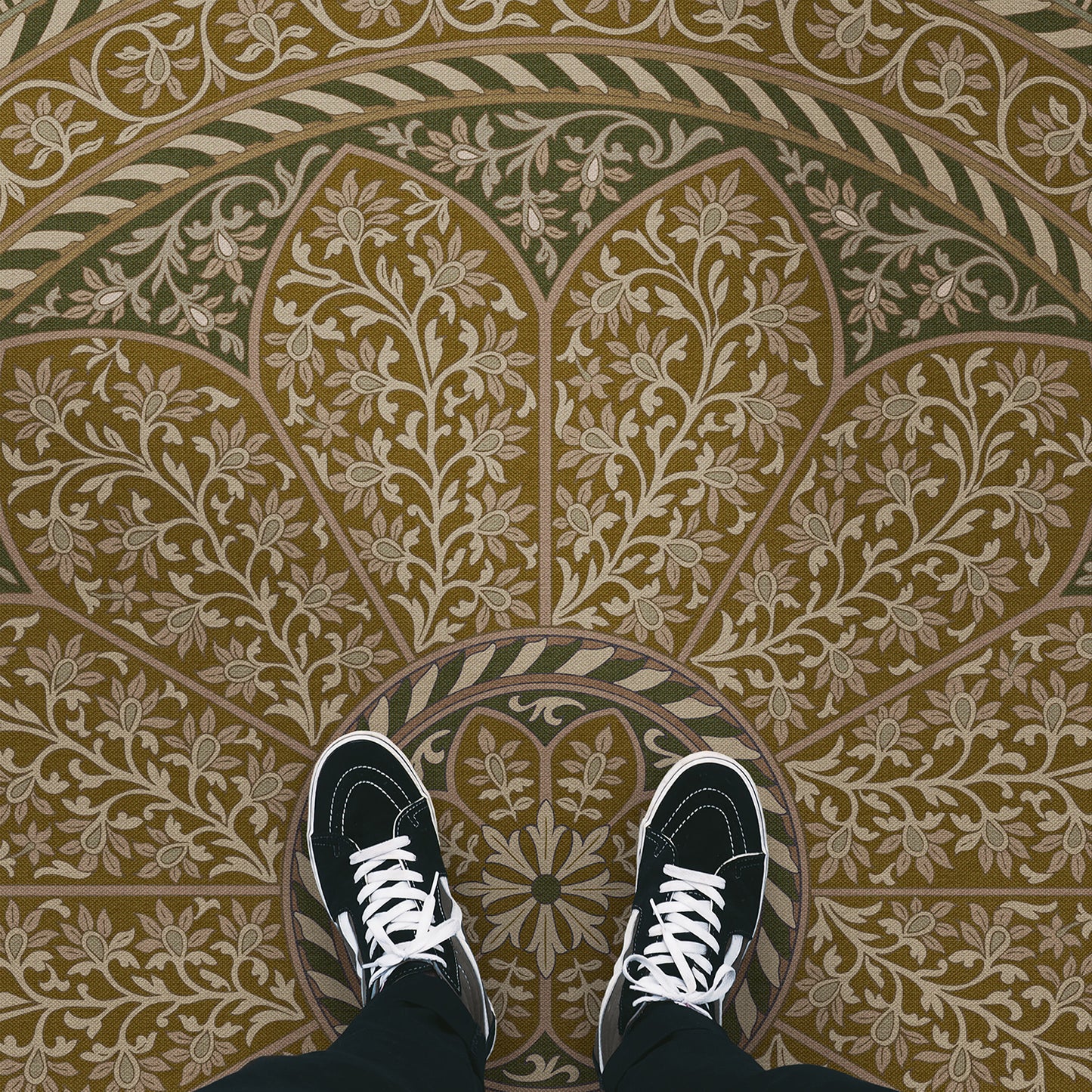Vintage Vinyl Rug - Estate Tracery