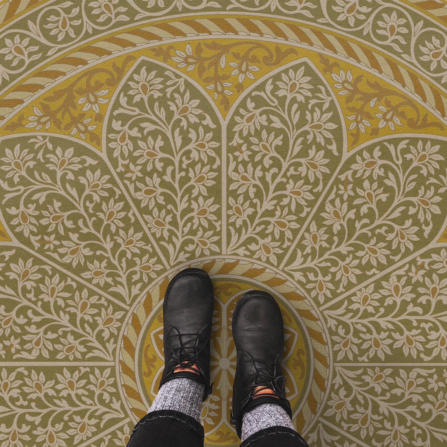 Vintage Vinyl Rug - Estate Tracery