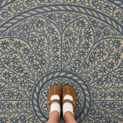 Vintage Vinyl Rug - Estate Tracery