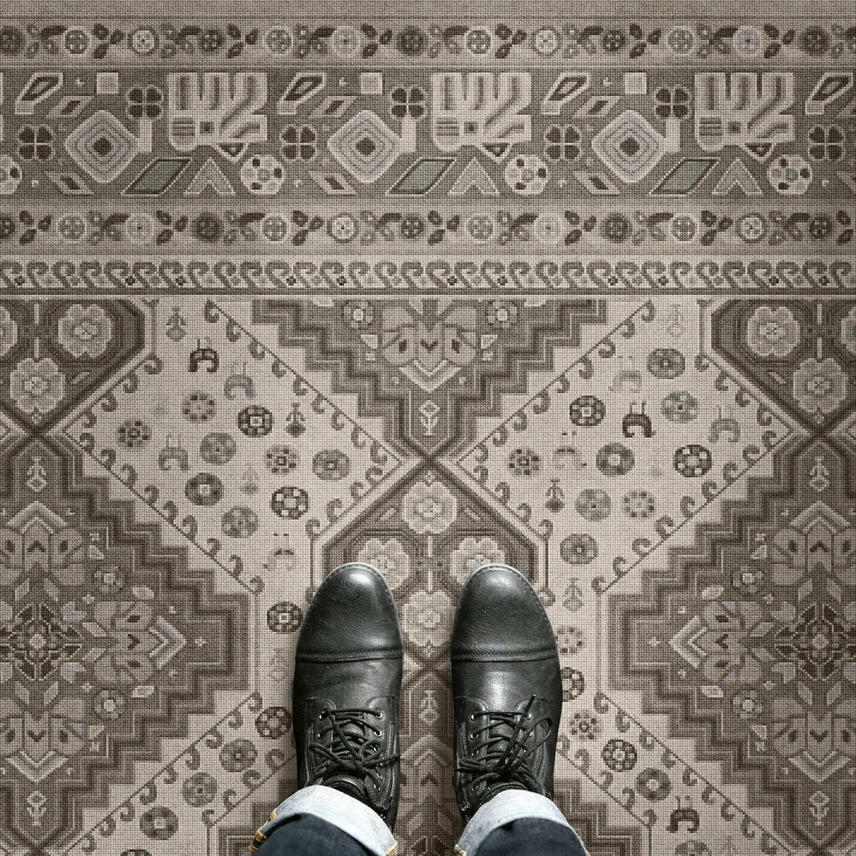 Vintage Vinyl Rug - Grand Estate - Splendid Sculptor