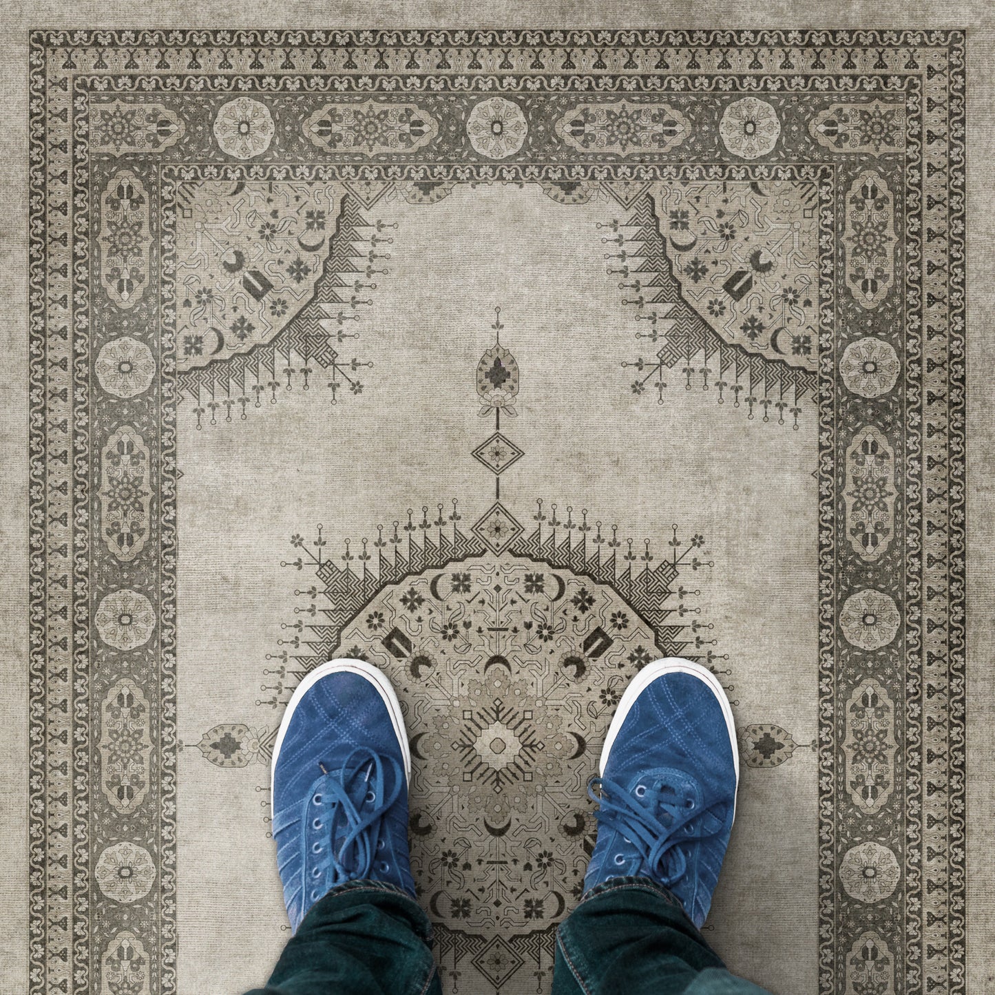 Vintage Vinyl Rug - Tabriz - Mithras