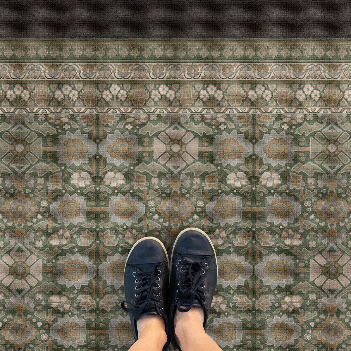 Vintage Vinyl Rug - Promenade - Aurora