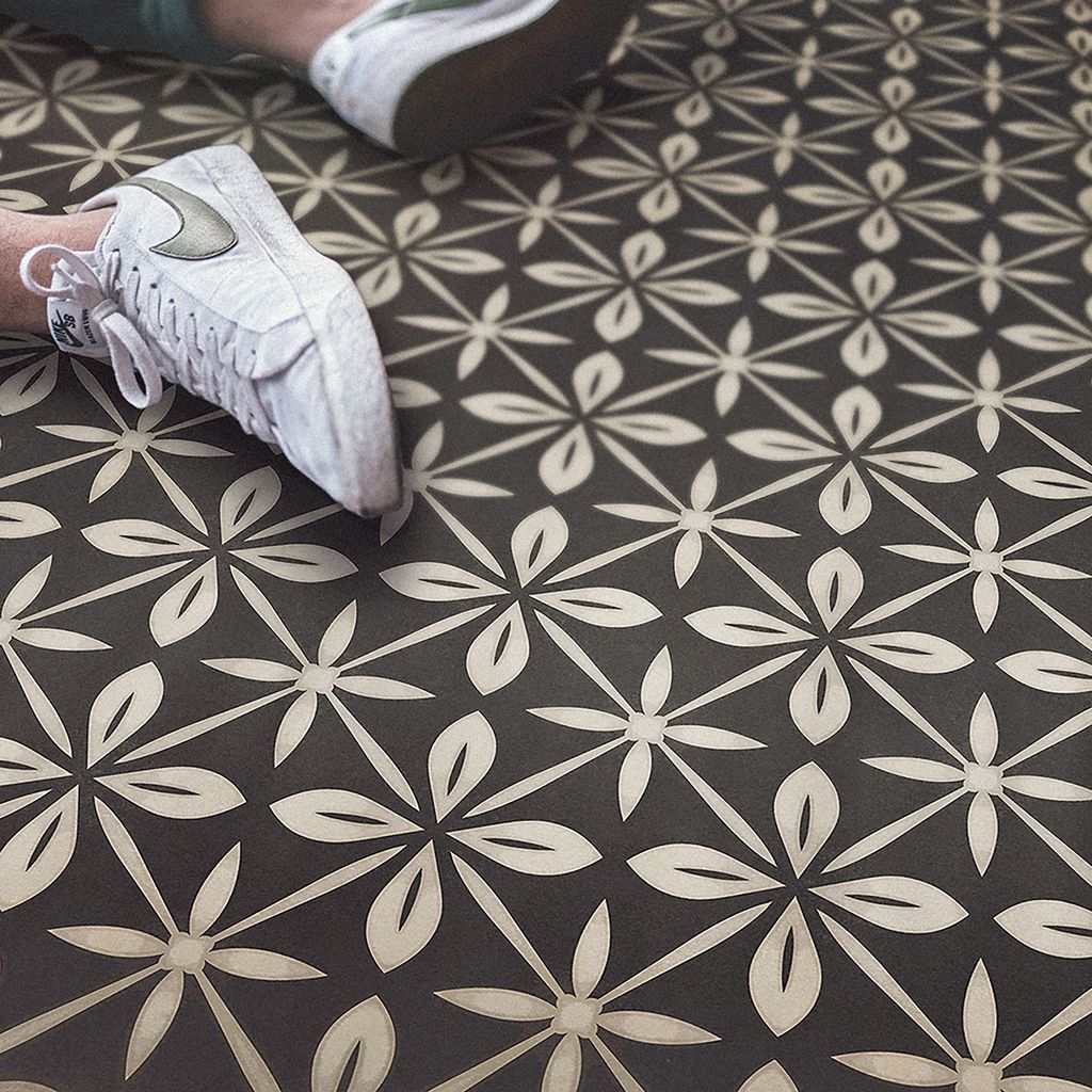 Vintage Vinyl Rug - Pattern 81 - Uptown Diner