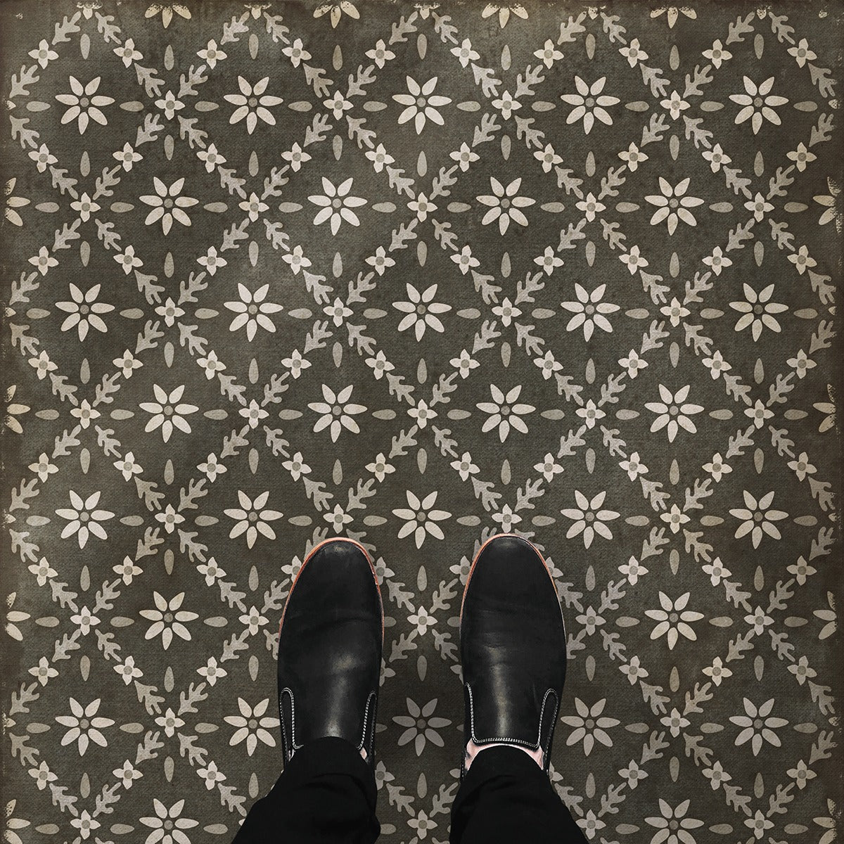 Vintage Vinyl Rug - Naturalist - Linnaeus