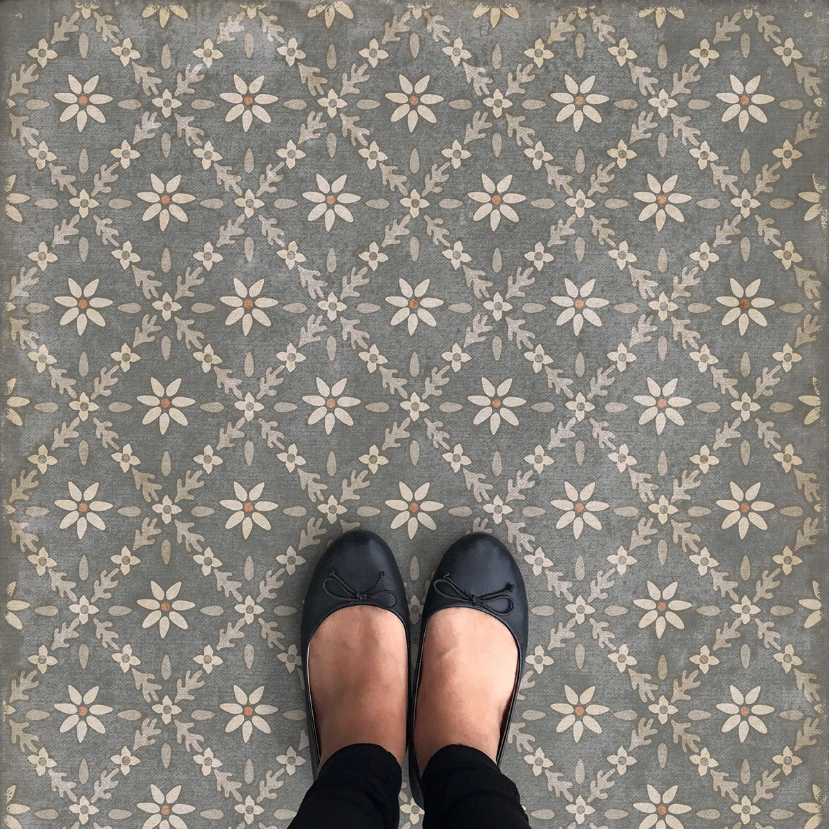 Vintage Vinyl Rug - Naturalist - Mitchell