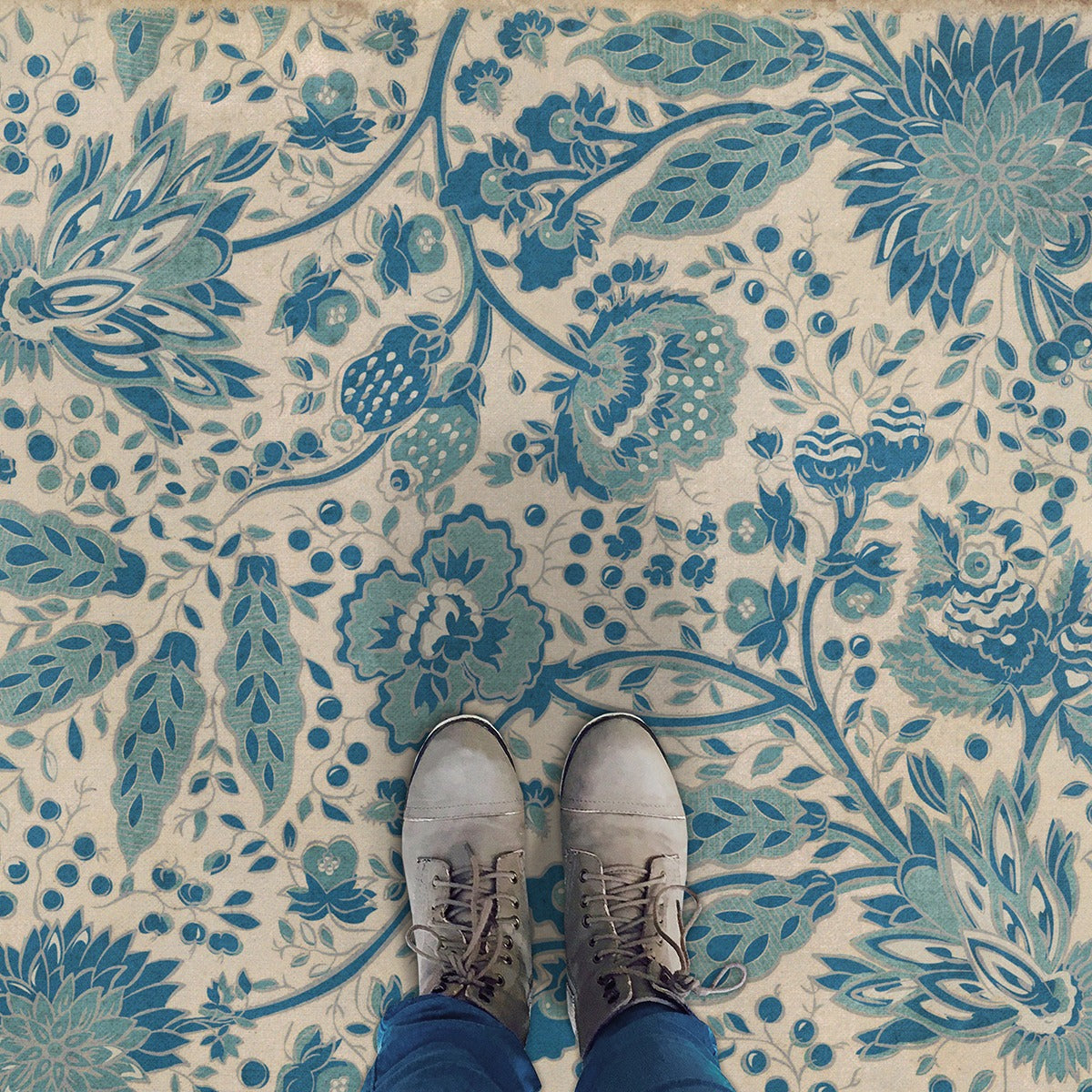 Vintage Vinyl Rug - Garden Gate - A slash of Blue