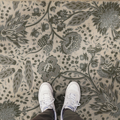 Vintage Vinyl Rug - Garden Gate - The Skeleton in Armor