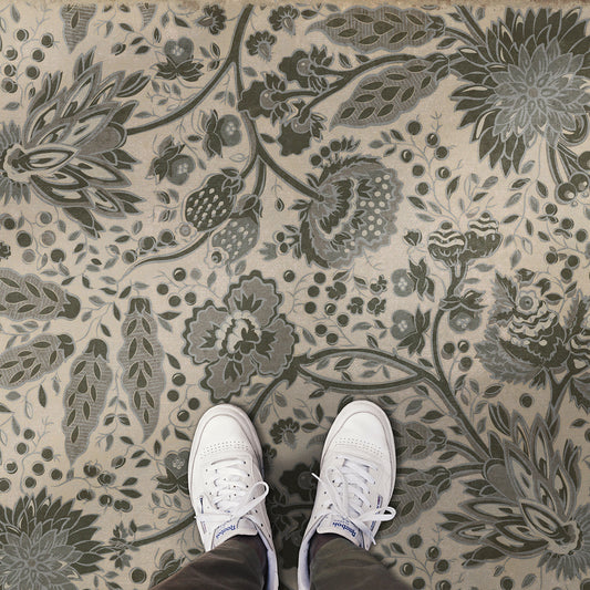Vintage Vinyl Rug - Garden Gate - The Skeleton in Armor
