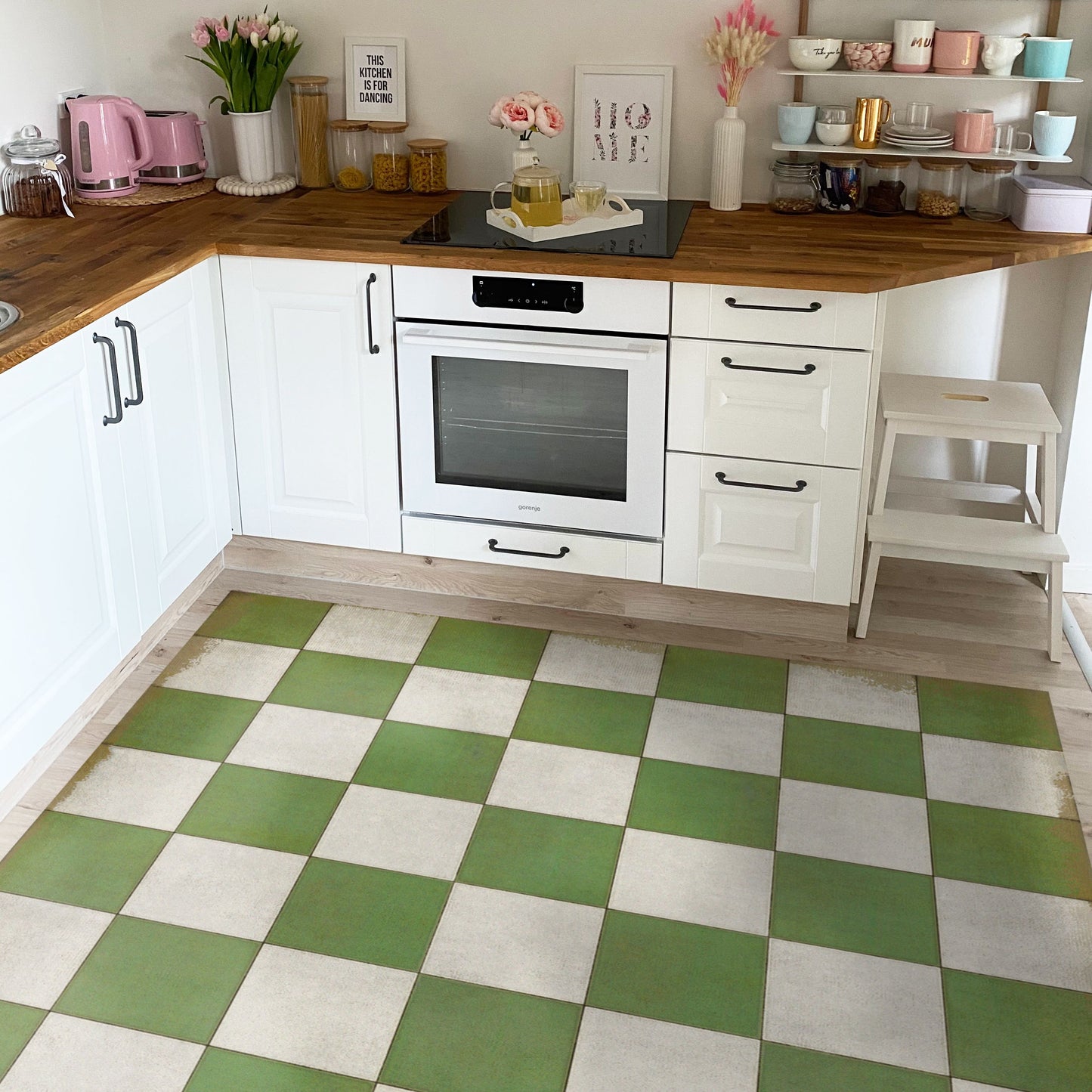 Vintage Vinyl Rug - Pattern 7 - Check Please
