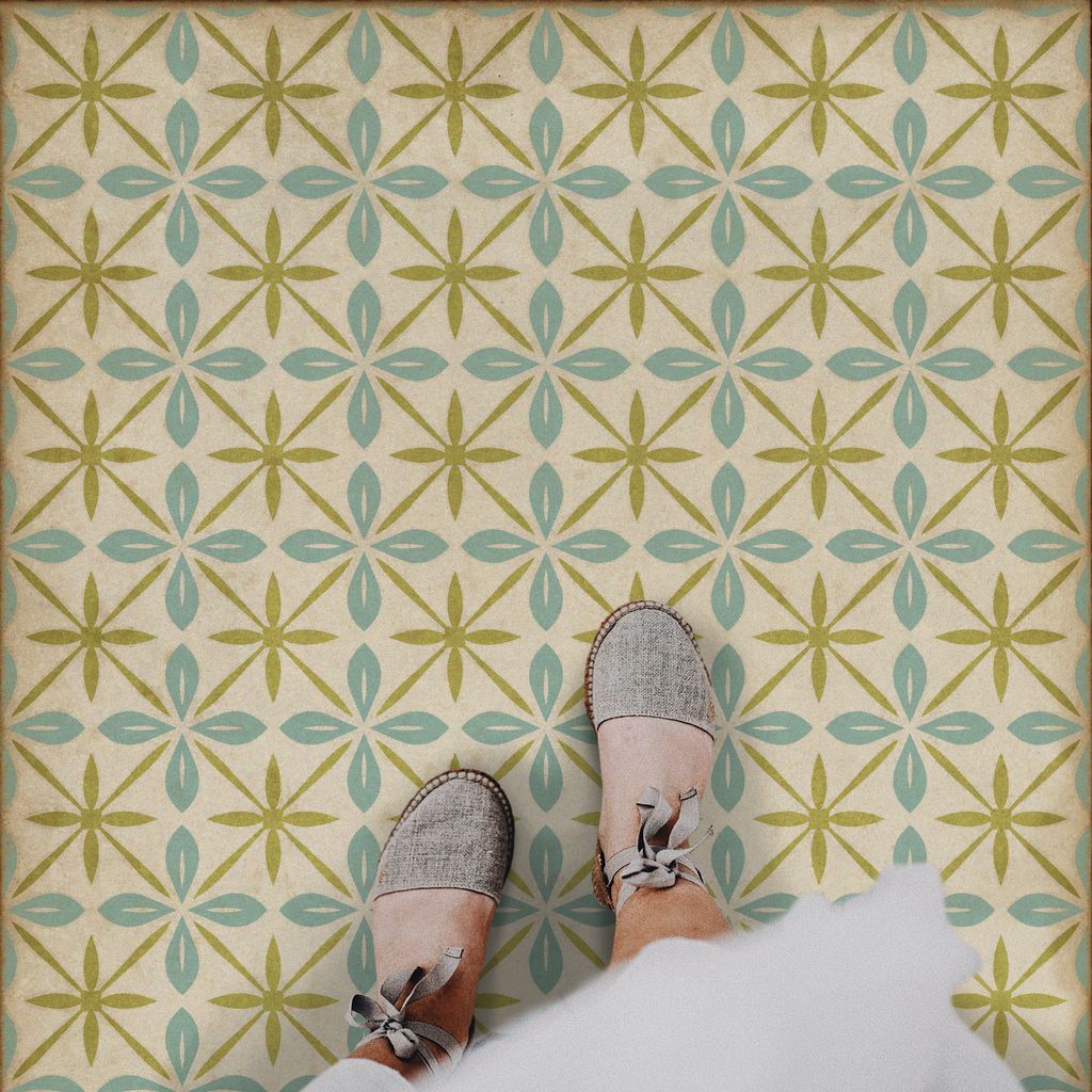 Vintage Vinyl Rug - Pattern 81 - Moms Kitchen